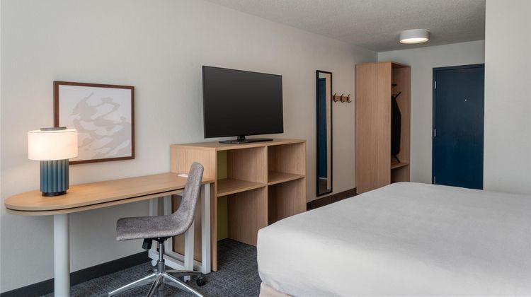 Spark by Hilton Watertown Room
