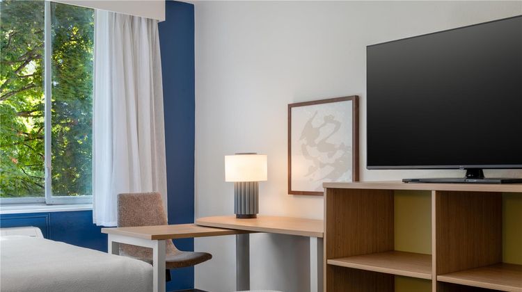 Spark by Hilton Watertown Room