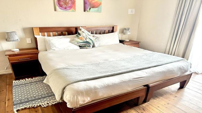 Lido Hotel Room. Images powered by <a href="https://iceportal.shijigroup.com" target="_blank" rel="noopener">Ice Portal</a>.