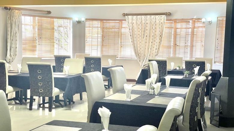 <b>Lido Hotel Restaurant</b>. Images powered by <a href="https://iceportal.shijigroup.com/" title="IcePortal" target="_blank">IcePortal</a>.