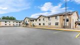<b>Super 8 Howe Exterior</b>. Images powered by <a href="https://iceportal.shijigroup.com/" title="IcePortal" target="_blank">IcePortal</a>.