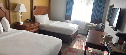 Americas Best Value Inn Hayward Room