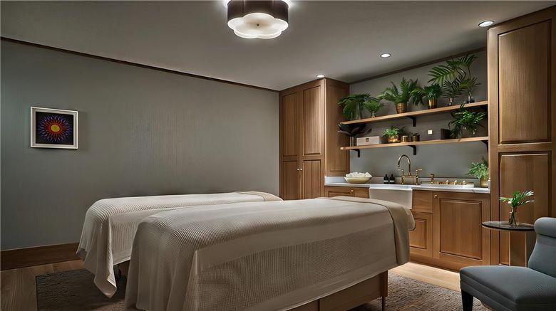 <b>Pendry West Hollywood Spa</b>. Images powered by <a href="https://iceportal.shijigroup.com/" title="IcePortal" target="_blank">IcePortal</a>.