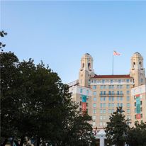 Arlington Resort Hotel & Spa