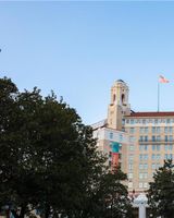 Arlington Resort Hotel & Spa