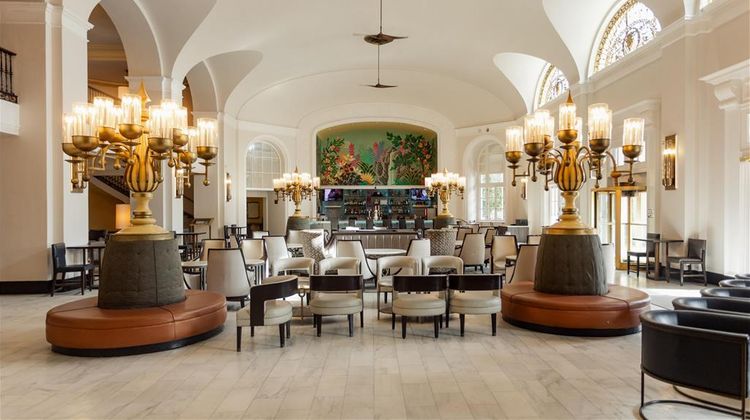 Arlington Resort Hotel & Spa Lobby