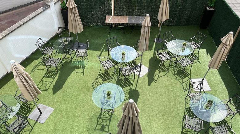 <b>Zentral Gijon Rey Pelayo Hotel Restaurant</b>. Images powered by <a href="https://iceportal.shijigroup.com/" title="IcePortal" target="_blank">IcePortal</a>.