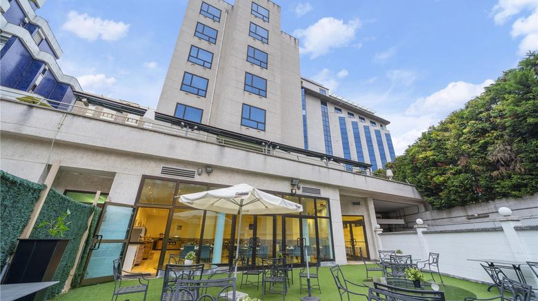<b>Zentral Gijon Rey Pelayo Hotel Restaurant</b>. Images powered by <a href="https://iceportal.shijigroup.com/" title="IcePortal" target="_blank">IcePortal</a>.