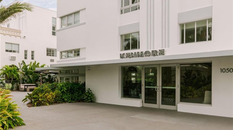 <b>Washington Park Hotel South Beach Exterior</b>. Images powered by <a href="https://iceportal.shijigroup.com/" title="IcePortal" target="_blank">IcePortal</a>.