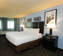 Silver Sevens Hotel & Casino Room