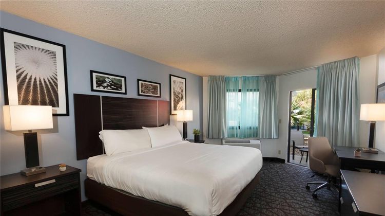 Silver Sevens Hotel & Casino Room