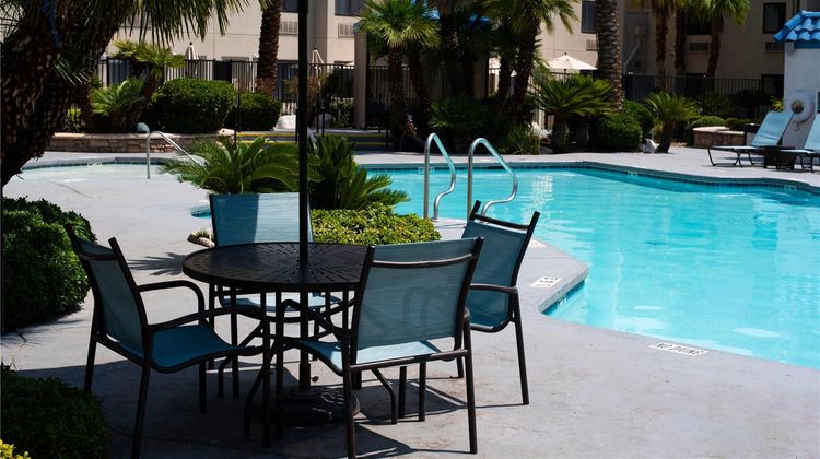 Silver Sevens Hotel & Casino Pool
