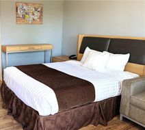 Travelodge by Wyndham Chehalis Room