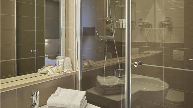 <b>Aries Hotel Vicenza Room</b>. Images powered by <a href="https://iceportal.shijigroup.com/" title="IcePortal" target="_blank">IcePortal</a>.