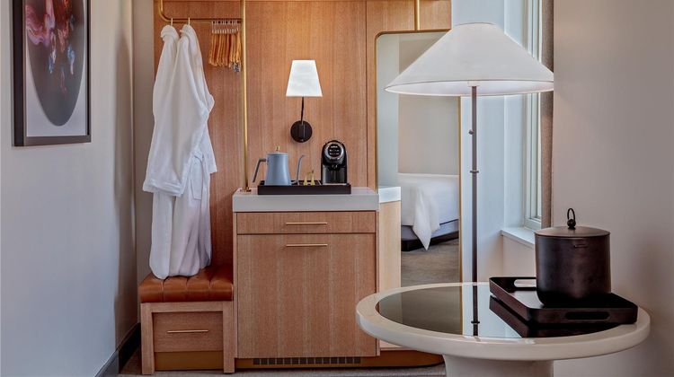 The Beacon at Embassy Row Room