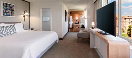 The Beacon at Embassy Row Room