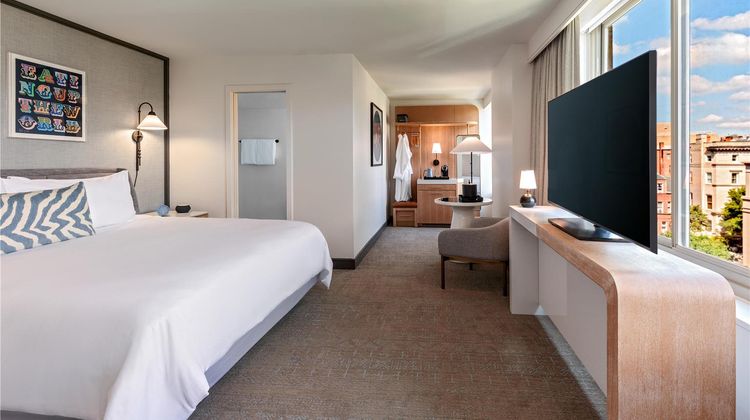 The Beacon at Embassy Row Room