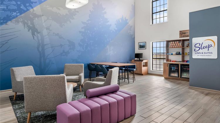Sleep Inn & Suites Searcy Lobby