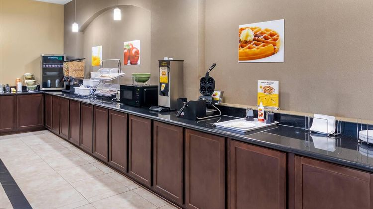 Quality Inn & Suites Marlin Restaurant