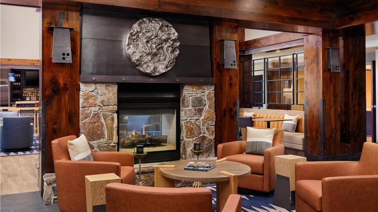 <b>Martis Valley Lodge Lobby</b>. Images powered by <a href="https://iceportal.shijigroup.com/" title="IcePortal" target="_blank">IcePortal</a>.