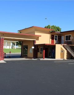 Rega Lodge Motel