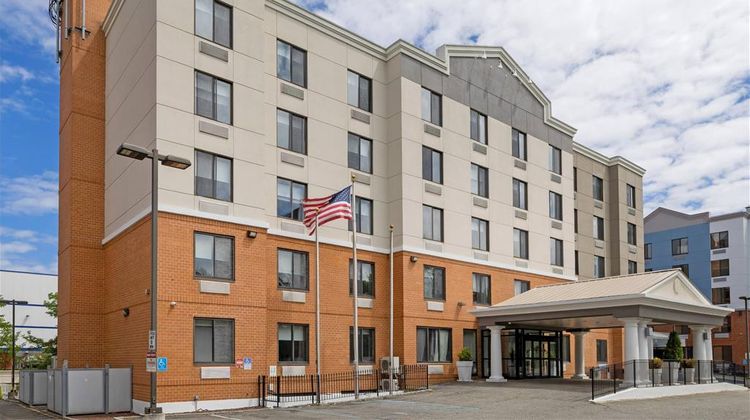Country Inn & Suites by Radisson, Staten Exterior