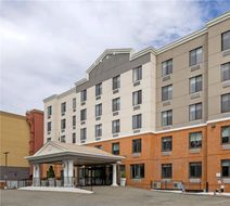 Country Inn & Suites by Radisson, Staten Exterior
