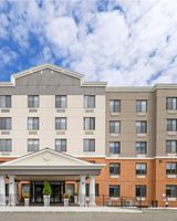Country Inn & Suites by Radisson, Staten