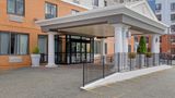 <b>Country Inn & Suites by Radisson, Staten Exterior</b>. Images powered by <a href="https://iceportal.shijigroup.com/" title="IcePortal" target="_blank">IcePortal</a>.