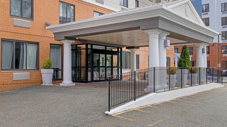 Country Inn & Suites by Radisson, Staten Exterior