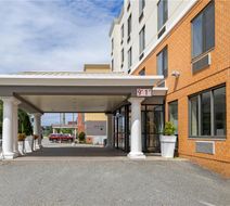 Country Inn & Suites by Radisson, Staten Exterior