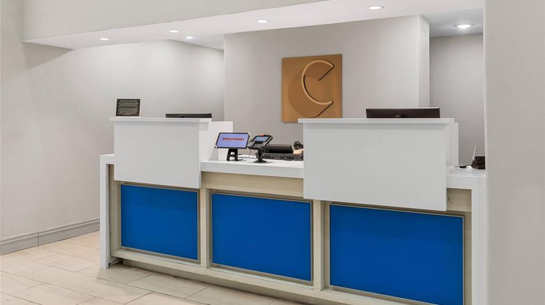 <b>Comfort Inn & Suites Tyler Lindale Lobby</b>. Images powered by <a href="https://iceportal.shijigroup.com/" title="IcePortal" target="_blank">IcePortal</a>.