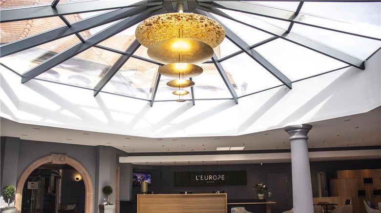 <b>Hotel L'Europe Colmar BW Signature Coll Lobby</b>. Images powered by <a href="https://iceportal.shijigroup.com/" title="IcePortal" target="_blank">IcePortal</a>.