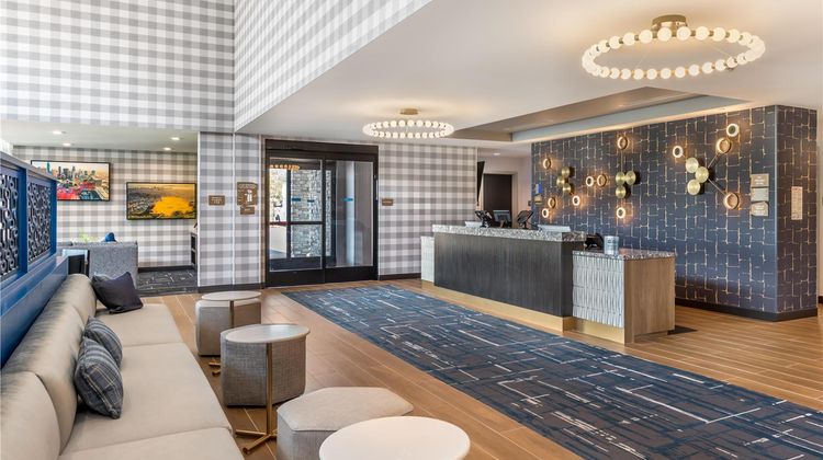 Best Western Plus Rialto Lobby