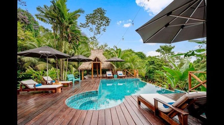 Popa Paradise Beach Resort Pool