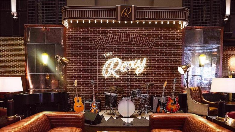 <b>The Roxy Hotel New York Restaurant</b>. Images powered by <a href="https://iceportal.shijigroup.com/" title="IcePortal" target="_blank">IcePortal</a>.
