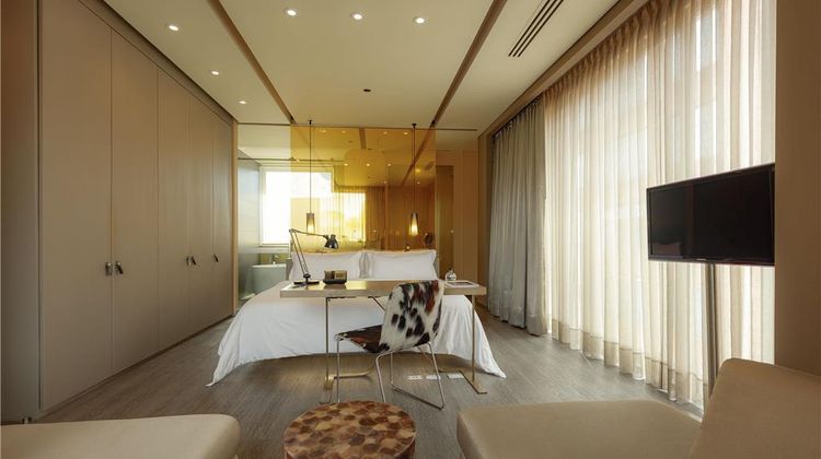 B.O.G. Hotel Room