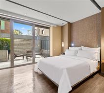 B.O.G. Hotel Room
