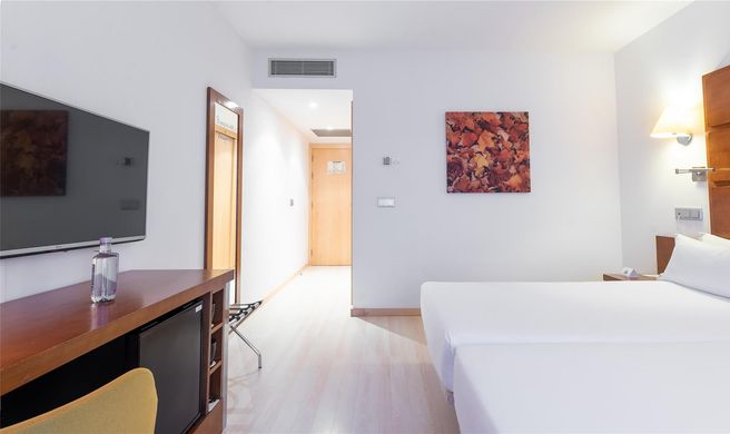 Hotel Zentral Ave Room