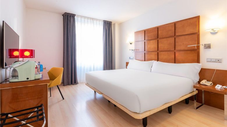 <b>Hotel Zentral Ave Room</b>. Images powered by <a href="https://iceportal.shijigroup.com/" title="IcePortal" target="_blank">IcePortal</a>.