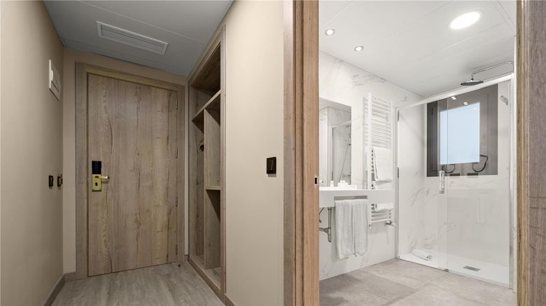 <b>Hotel Zentral Ramiro I Room</b>. Images powered by <a href="https://iceportal.shijigroup.com/" title="IcePortal" target="_blank">IcePortal</a>.