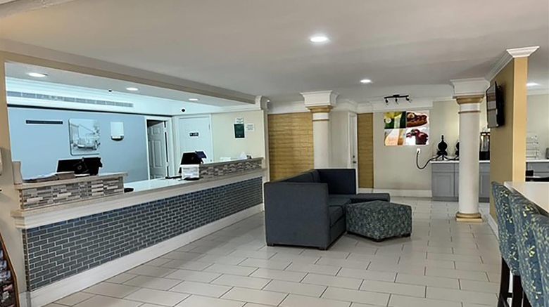 <b>Baymont Nacogdoches Near University Lobby</b>. Images powered by <a href="https://iceportal.shijigroup.com/" title="IcePortal" target="_blank">IcePortal</a>.