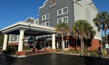 Comfort Inn & Suites North Charleston