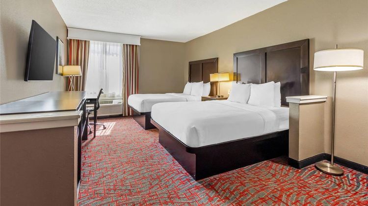 Comfort Inn & Suites North Charleston Suite