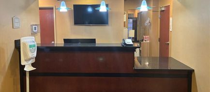 SureStay by Best Western Salem Lobby