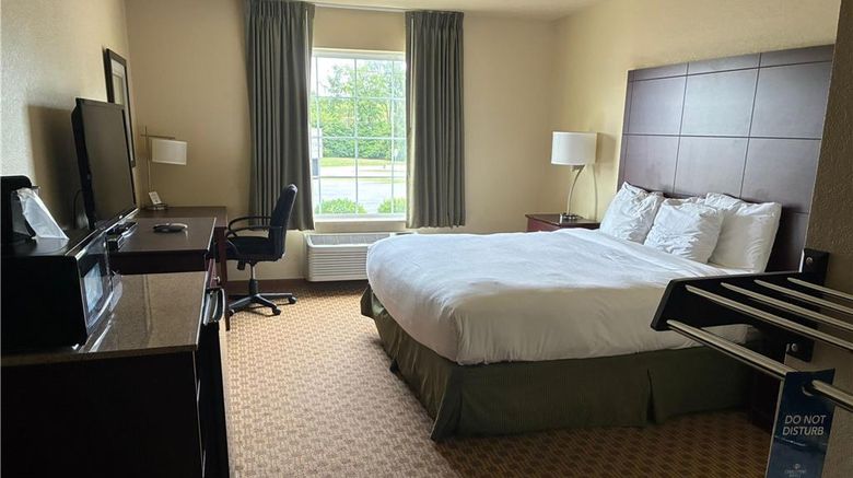 <b>SureStay by Best Western Salem Room</b>. Images powered by <a href="https://iceportal.shijigroup.com/" title="IcePortal" target="_blank">IcePortal</a>.
