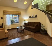 SureStay by Best Western Roseburg Lobby