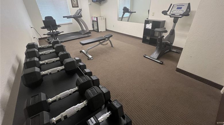 <b>SureStay by Best Western Roseburg Health</b>. Images powered by <a href="https://iceportal.shijigroup.com/" title="IcePortal" target="_blank">IcePortal</a>.