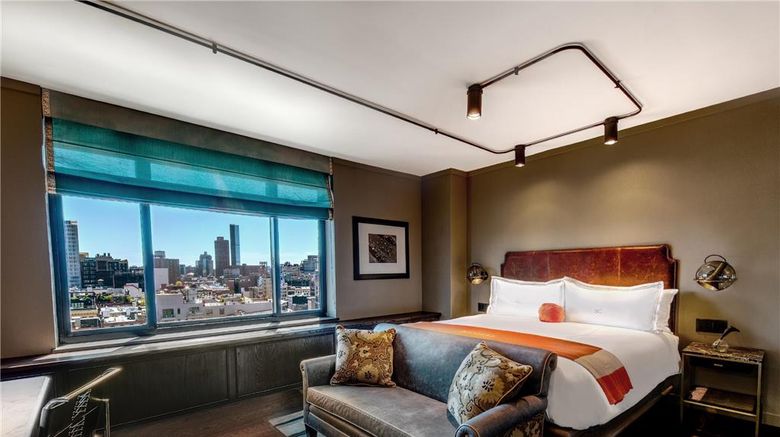 <b>Soho Grand Hotel Room</b>. Images powered by <a href="https://iceportal.shijigroup.com/" title="IcePortal" target="_blank">IcePortal</a>.
