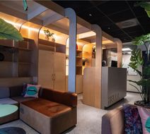 Anker Apartment Lobby